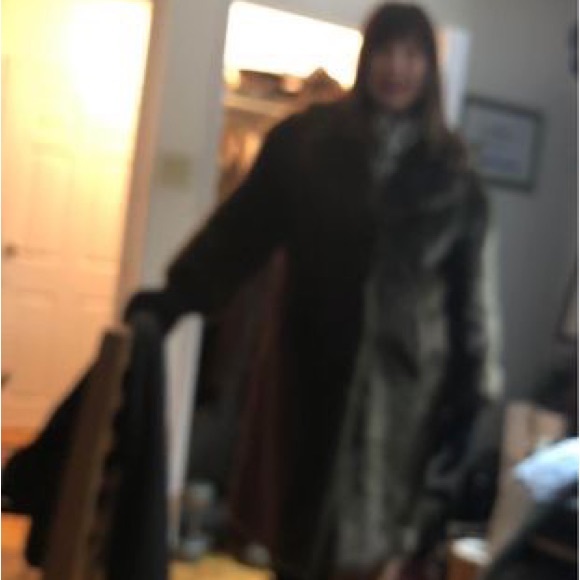 Fabulous Faux Fur Coat - looks like Mink - Picture 7 of 8